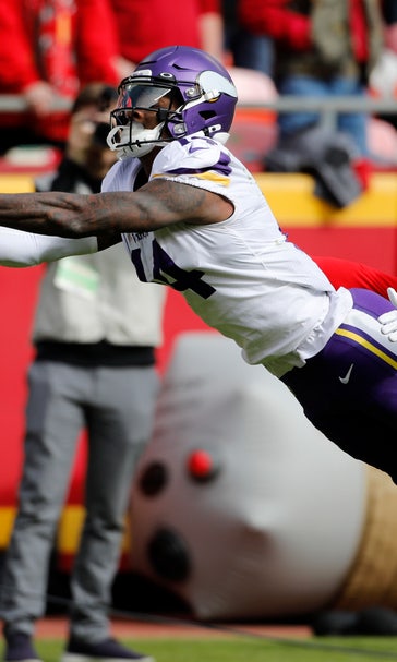 Offensive balance missing early in Vikings' loss to Chiefs